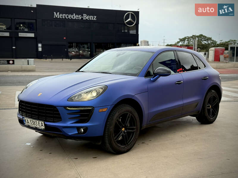 Внедорожник / Кроссовер Porsche Macan 2018 в 