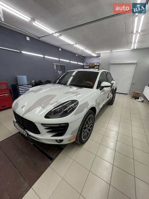 Внедорожник / Кроссовер Porsche Macan 2018 в Киеве фото 2 Внедорожник / Кроссовер Porsche Macan 2018 в Киеве