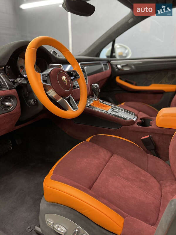 Внедорожник / Кроссовер Porsche Macan 2018 в Киеве фото 10 Внедорожник / Кроссовер Porsche Macan 2018 в Киеве