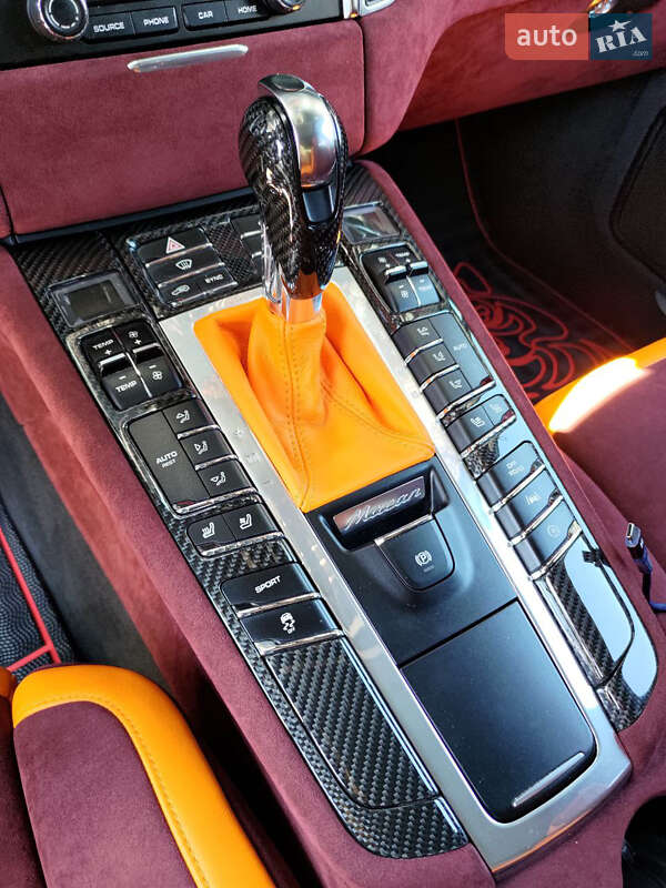 Внедорожник / Кроссовер Porsche Macan 2018 в Киеве фото 20 Внедорожник / Кроссовер Porsche Macan 2018 в Киеве