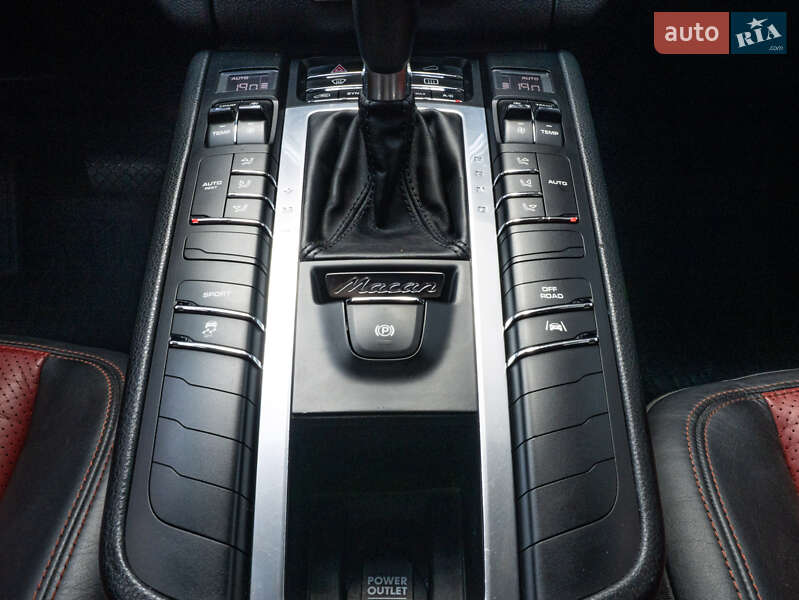 Внедорожник / Кроссовер Porsche Macan 2016 в Киеве фото 20 Внедорожник / Кроссовер Porsche Macan 2016 в Киеве