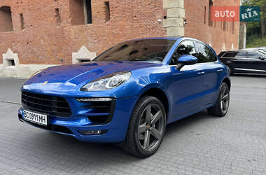 Позашляховик / Кросовер Porsche Macan 2015 в 