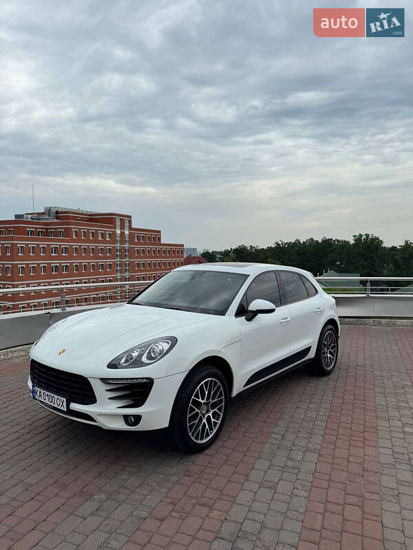 Внедорожник / Кроссовер Porsche Macan 2018 в Киеве