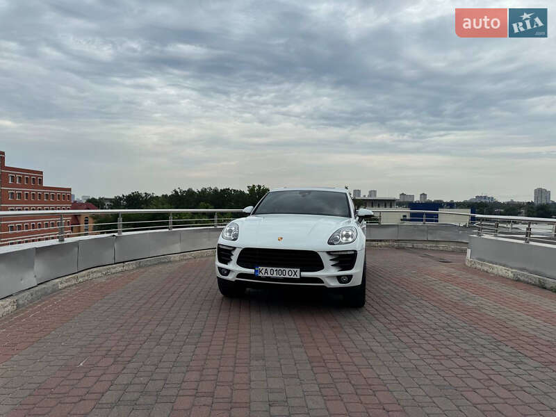 Внедорожник / Кроссовер Porsche Macan 2018 в Киеве