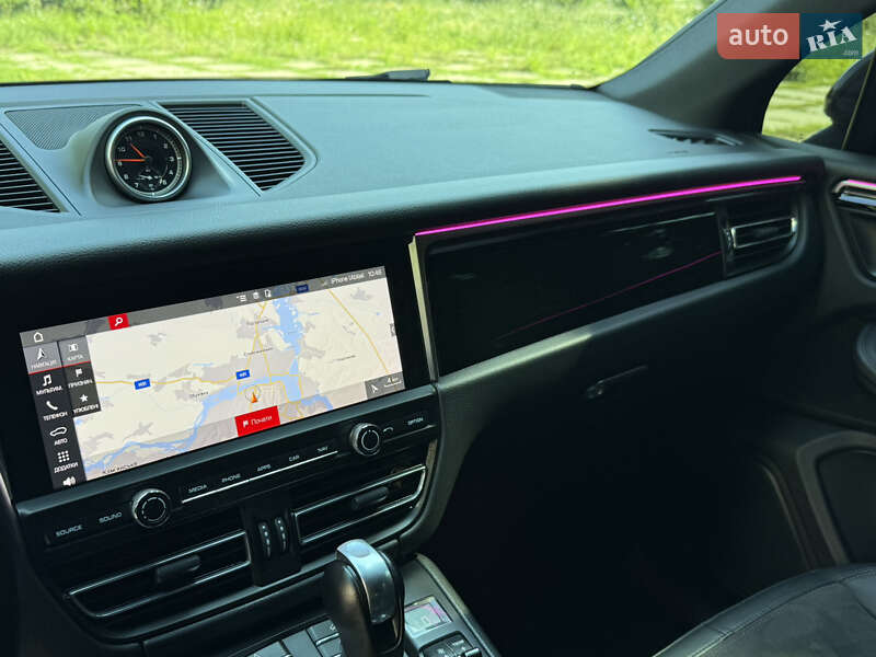 Позашляховик / Кросовер Porsche Macan 2020 в Дніпрі