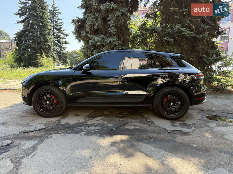 Позашляховик / Кросовер Porsche Macan 2020 в Дніпрі