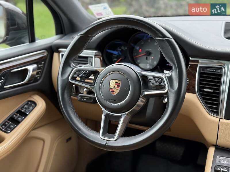Внедорожник / Кроссовер Porsche Macan 2018 в Львове фото 123 Внедорожник / Кроссовер Porsche Macan 2018 в Львове