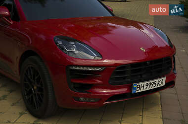 Внедорожник / Кроссовер Porsche Macan 2017 в 