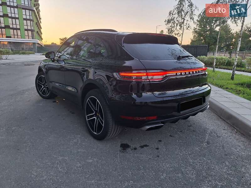 Внедорожник / Кроссовер Porsche Macan 2019 в Киеве