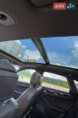 Внедорожник / Кроссовер Porsche Macan 2015 в 