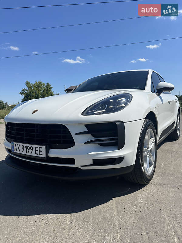 Porsche Macan 2020