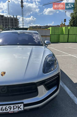 Позашляховик / Кросовер Porsche Macan 2022 в  фото 16 Позашляховик / Кросовер Porsche Macan 2022 в