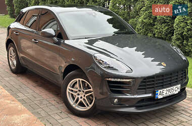 Внедорожник / Кроссовер Porsche Macan 2017 в Киеве