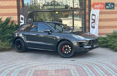 Внедорожник / Кроссовер Porsche Macan 2017 в 