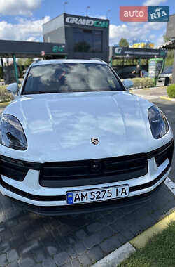 Внедорожник / Кроссовер Porsche Macan 2024 в 