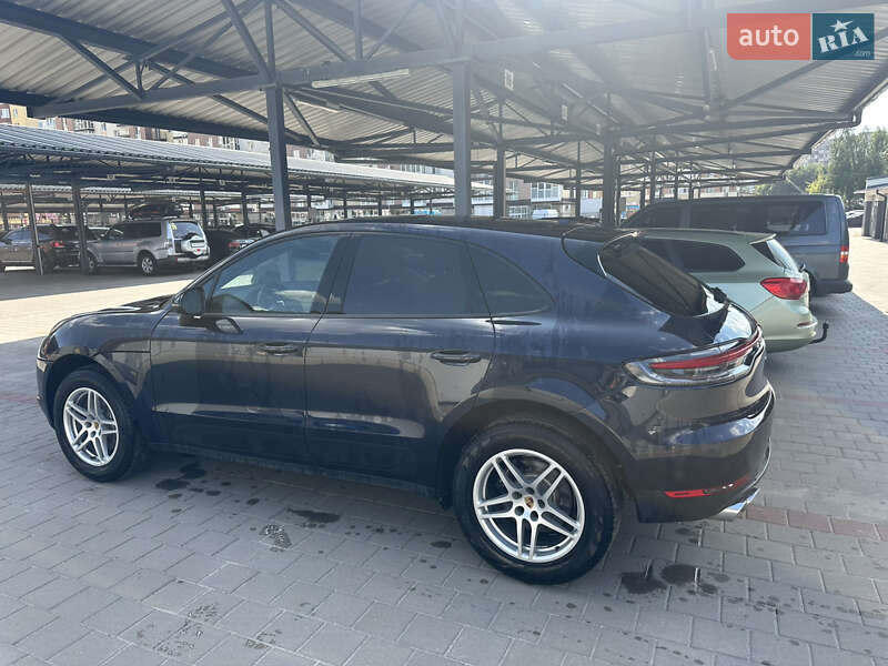 Внедорожник / Кроссовер Porsche Macan 2021 в Житомире