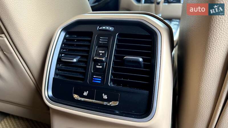 Внедорожник / Кроссовер Porsche Macan 2014 в Ивано-Франковске