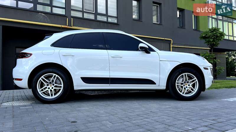Внедорожник / Кроссовер Porsche Macan 2014 в Ивано-Франковске