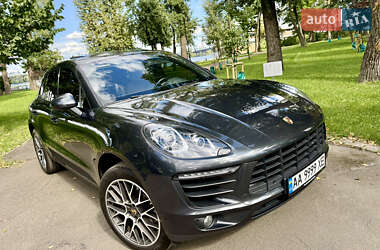 Внедорожник / Кроссовер Porsche Macan 2018 в 