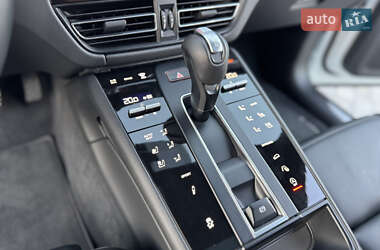 Внедорожник / Кроссовер Porsche Macan 2023 в 