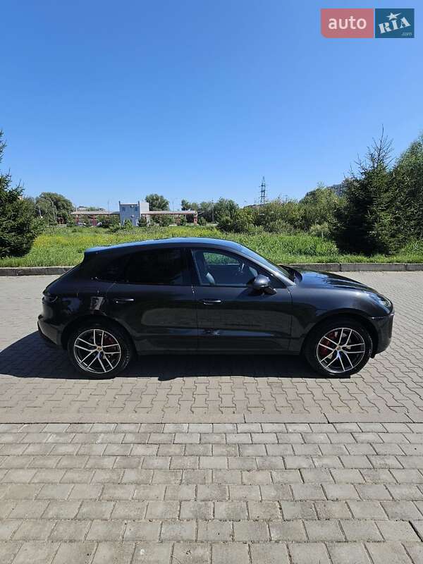 Внедорожник / Кроссовер Porsche Macan 2023 в Киеве