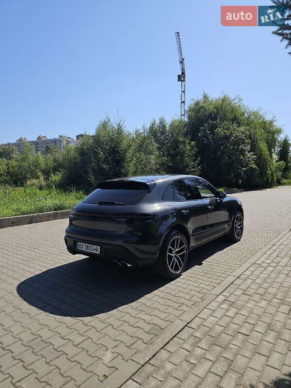 Внедорожник / Кроссовер Porsche Macan 2023 в Киеве