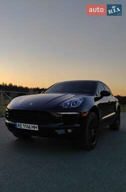 Внедорожник / Кроссовер Porsche Macan 2018 в Павлограде