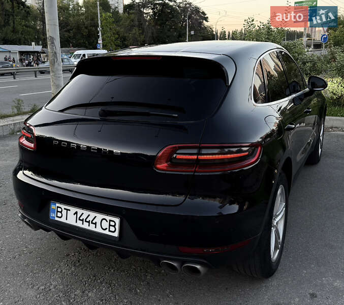 Внедорожник / Кроссовер Porsche Macan 2015 в Киеве