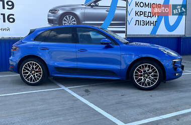 Внедорожник / Кроссовер Porsche Macan 2017 в 