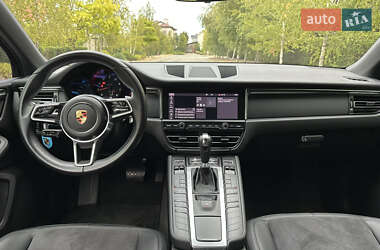 Внедорожник / Кроссовер Porsche Macan 2021 в 