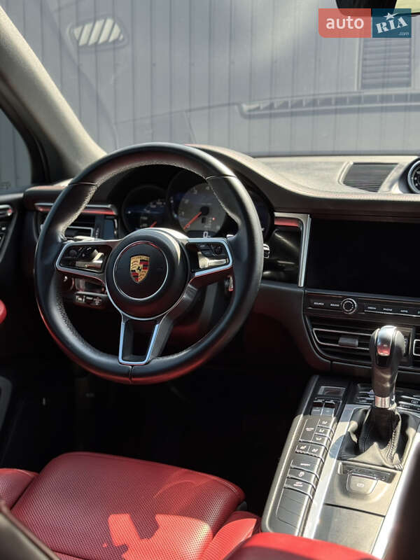 Внедорожник / Кроссовер Porsche Macan 2021 в Коломые