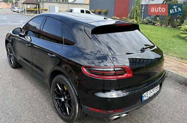 Внедорожник / Кроссовер Porsche Macan 2017 в 