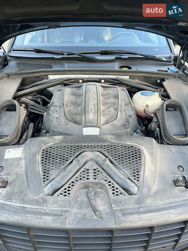 Внедорожник / Кроссовер Porsche Macan 2015 в Киеве фото 9 Внедорожник / Кроссовер Porsche Macan 2015 в Киеве