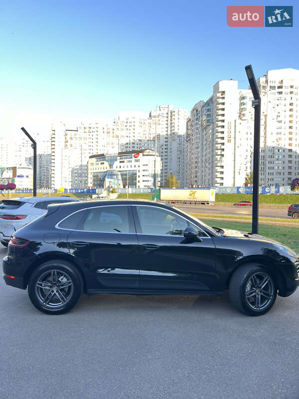 Внедорожник / Кроссовер Porsche Macan 2015 в Киеве фото 34 Внедорожник / Кроссовер Porsche Macan 2015 в Киеве
