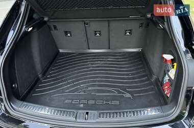 Позашляховик / Кросовер Porsche Macan 2017 в 