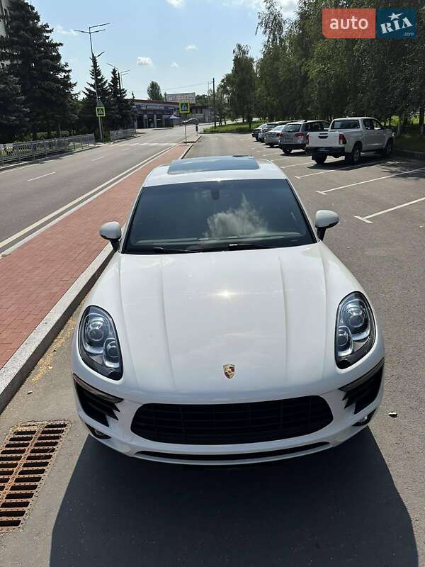 Внедорожник / Кроссовер Porsche Macan 2014 в Киеве фото 7 Внедорожник / Кроссовер Porsche Macan 2014 в Киеве