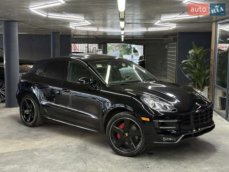 Позашляховик / Кросовер Porsche Macan 2017 в 