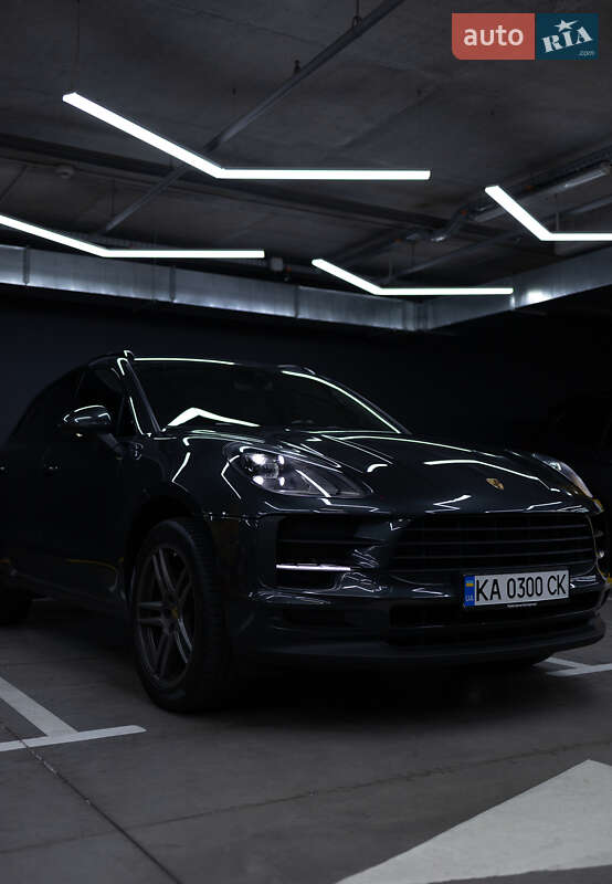 Внедорожник / Кроссовер Porsche Macan 2018 в Киеве