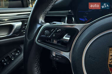 Внедорожник / Кроссовер Porsche Macan 2016 в 