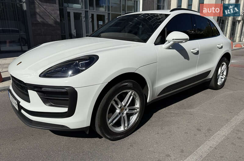 Внедорожник / Кроссовер Porsche Macan 2023 в Киеве