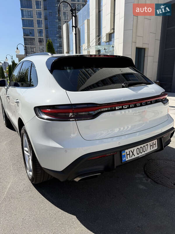 Внедорожник / Кроссовер Porsche Macan 2023 в Киеве