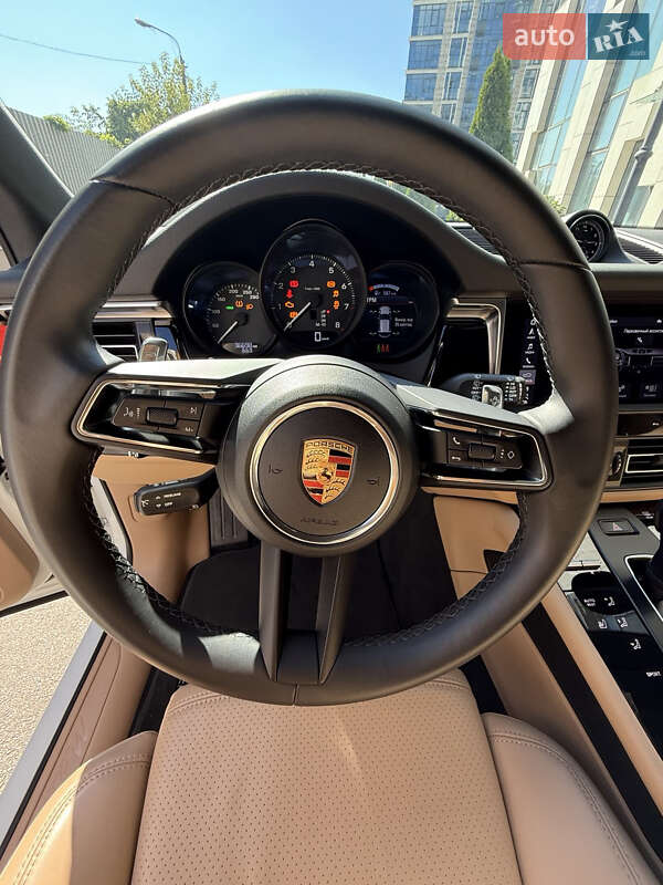 Внедорожник / Кроссовер Porsche Macan 2023 в Киеве