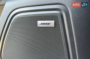 Внедорожник / Кроссовер Porsche Macan 2014 в 