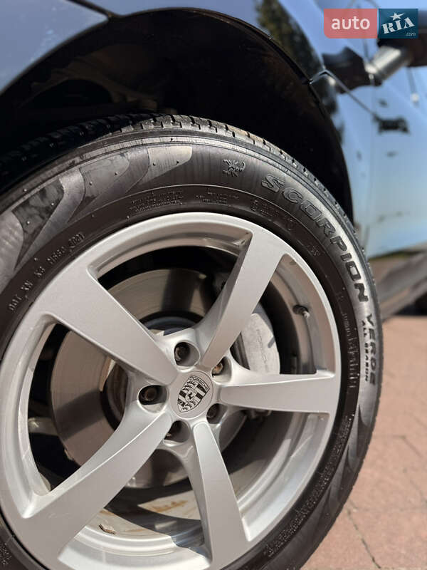 Внедорожник / Кроссовер Porsche Macan 2016 в Львове