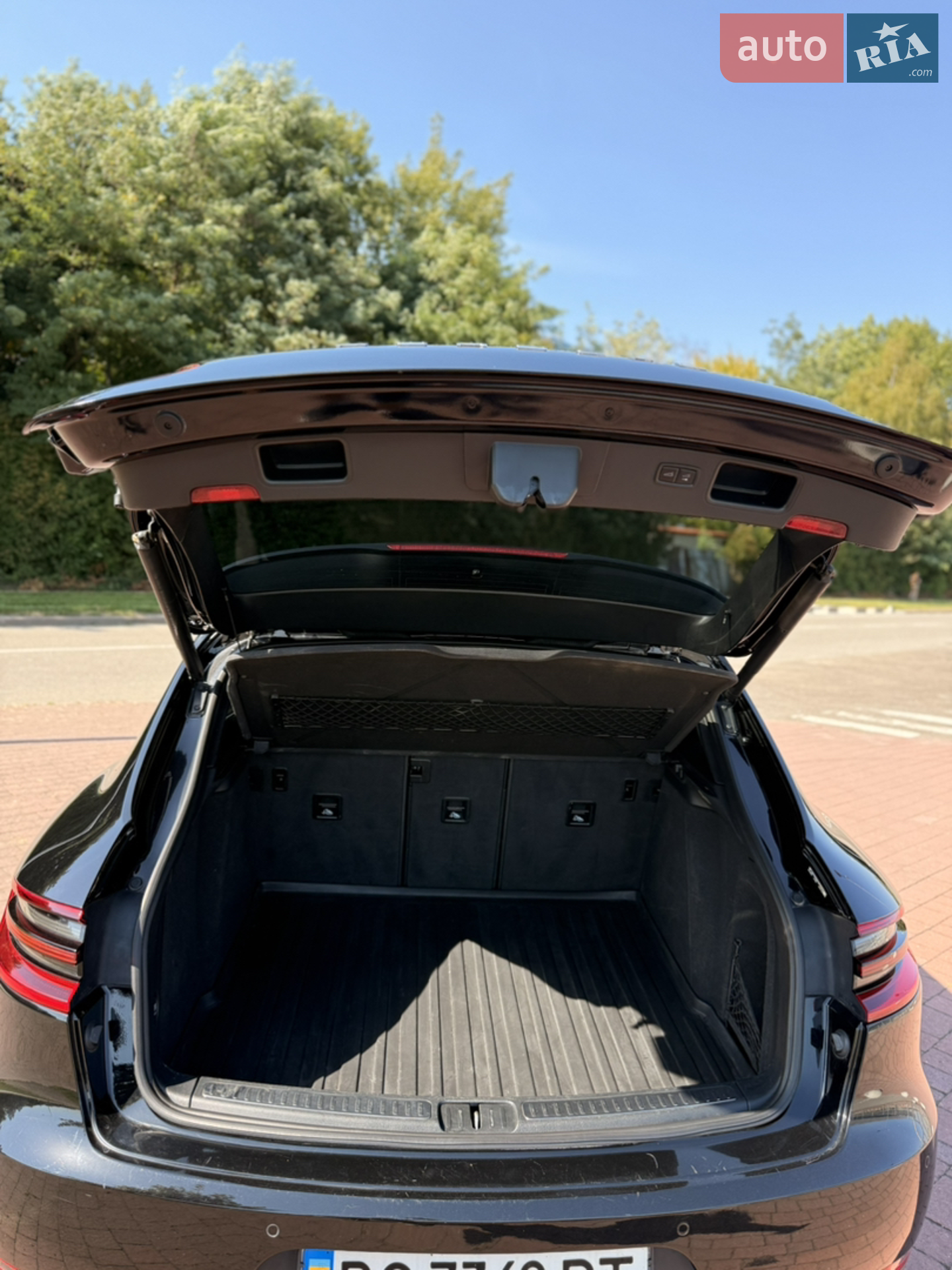 2016 Porsche Macan - мініатюра 10