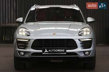 Внедорожник / Кроссовер Porsche Macan 2015 в 