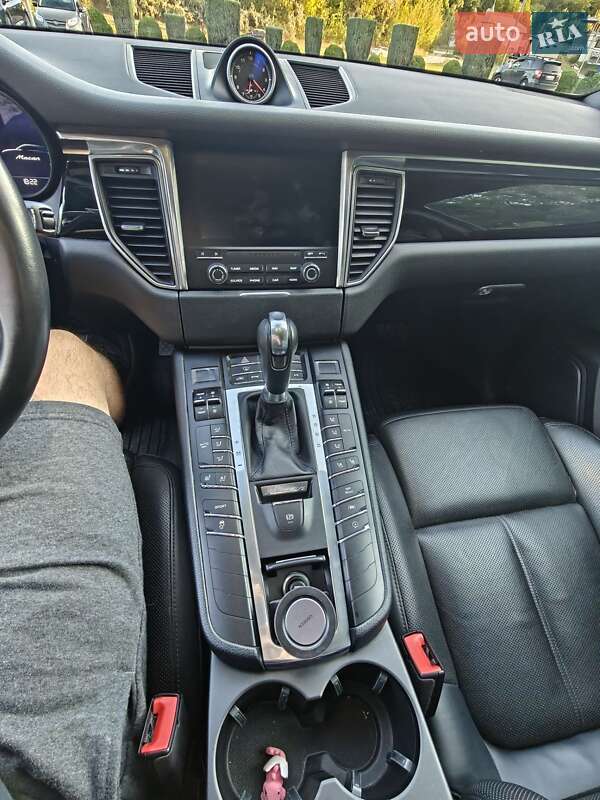 Внедорожник / Кроссовер Porsche Macan 2017 в Днепре