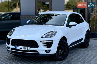 Внедорожник / Кроссовер Porsche Macan 2017 в Одессе
