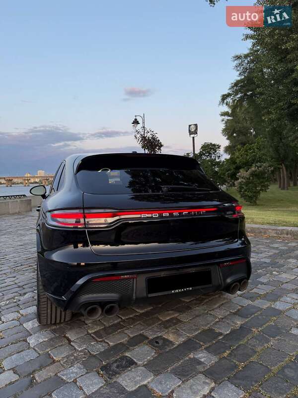 Внедорожник / Кроссовер Porsche Macan 2019 в Киеве