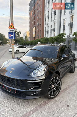 Внедорожник / Кроссовер Porsche Macan 2015 в Запорожье